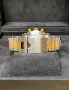 W25W12076_4.JPG