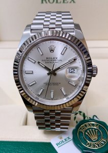 W26W12327_2.JPG