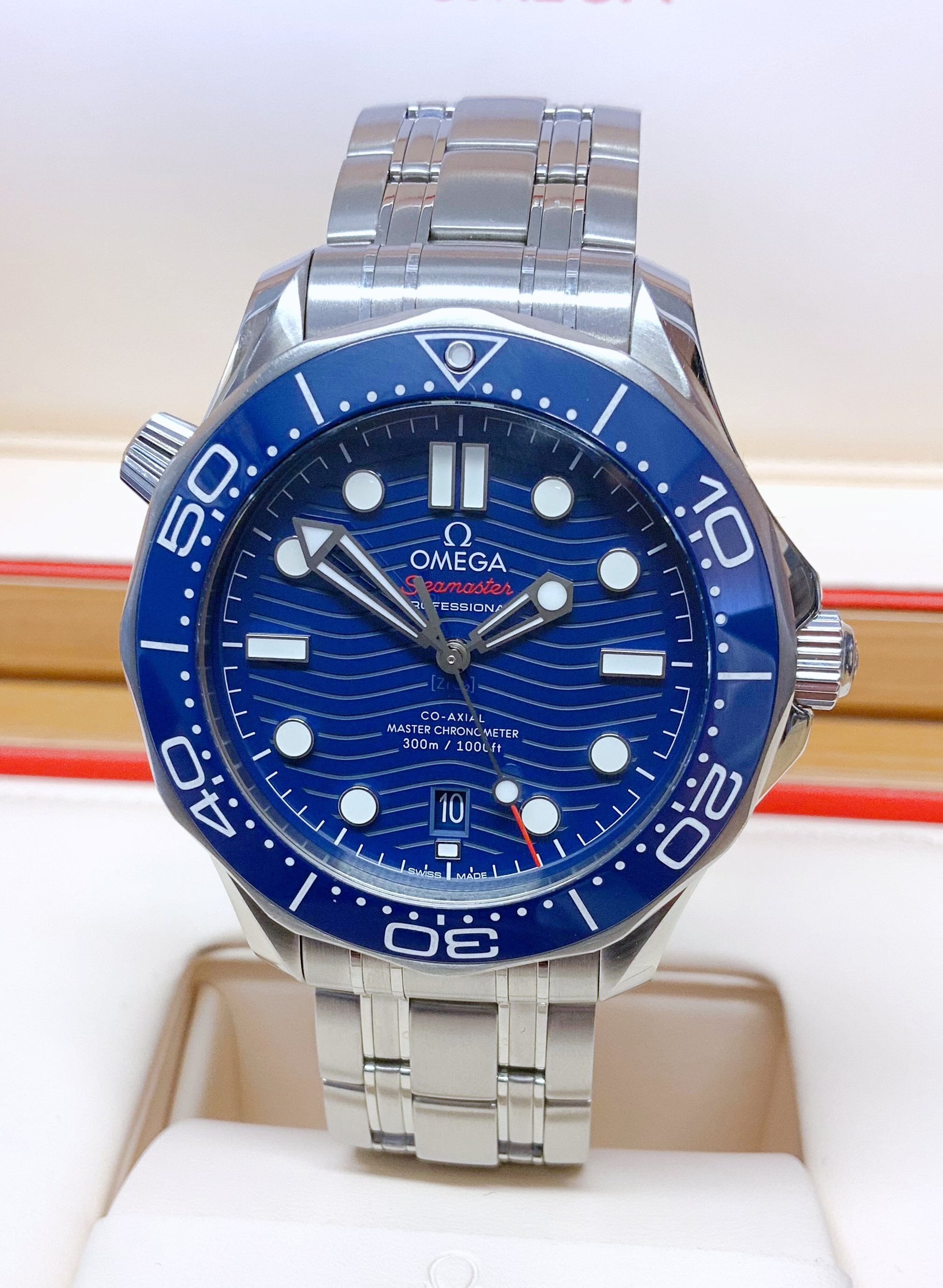 Omega Seamaster 300M 42mm 210.30.42.20.03.001