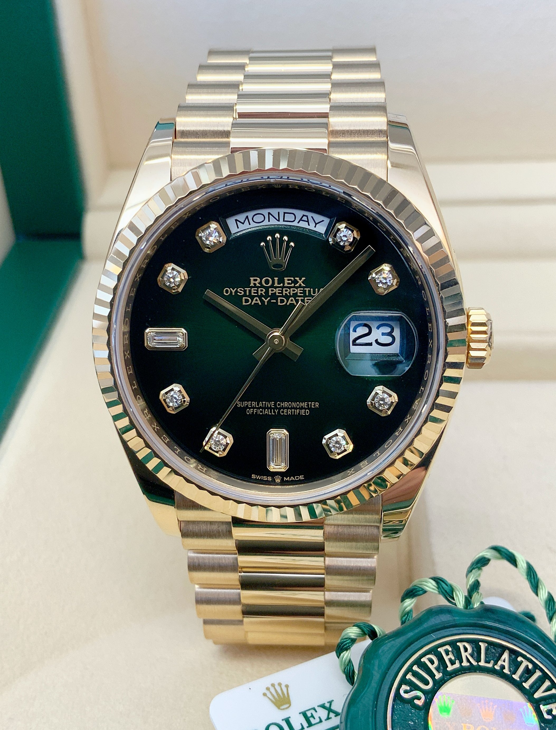 Rolex Day-Date 36 128238 Yellow Gold Green Diamond