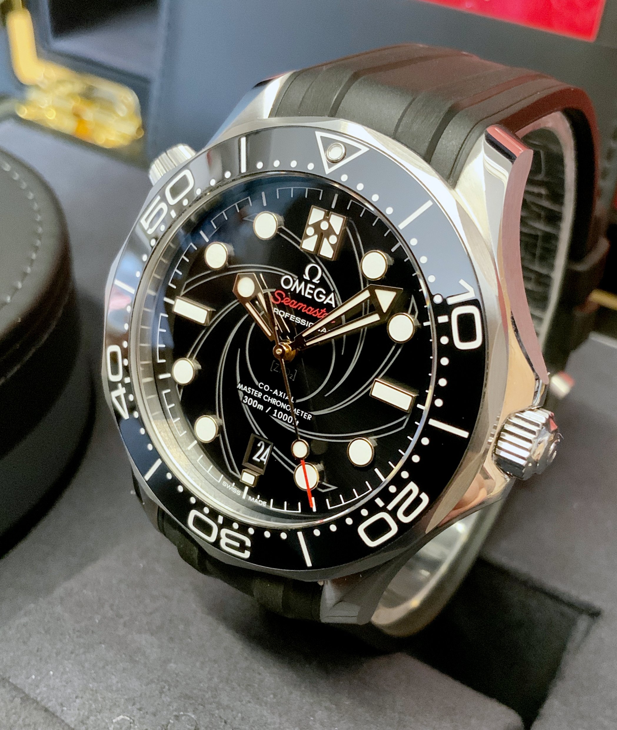 Omega Seamaster James Bond Limited Edition 210.22.42.20.01.004