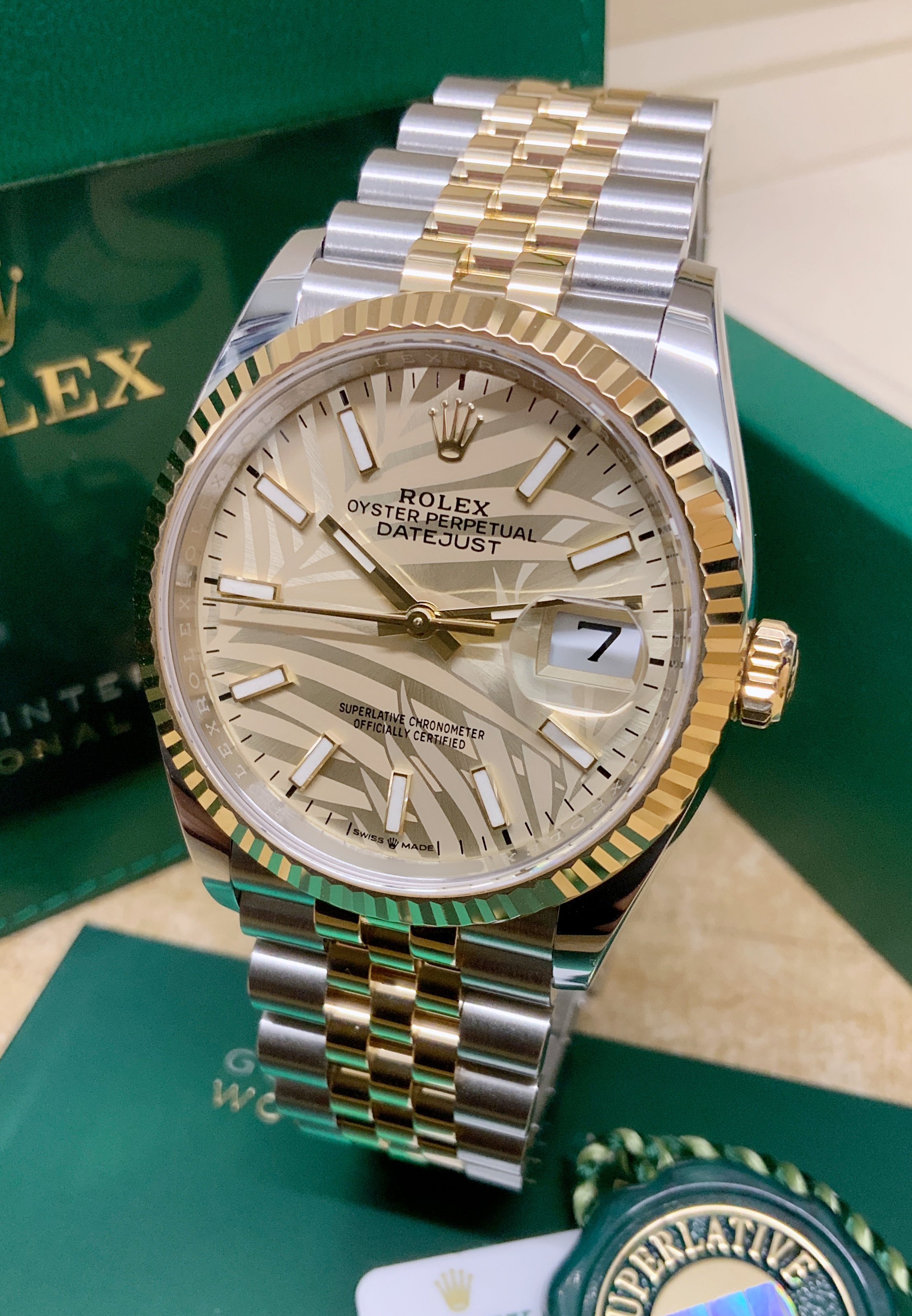 Rolex Datejust 36mm 126233 Palm Motif Dial